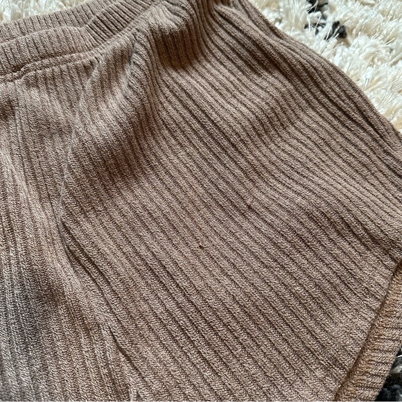 Tan PJ Set with Robe - Picture 3 of 3